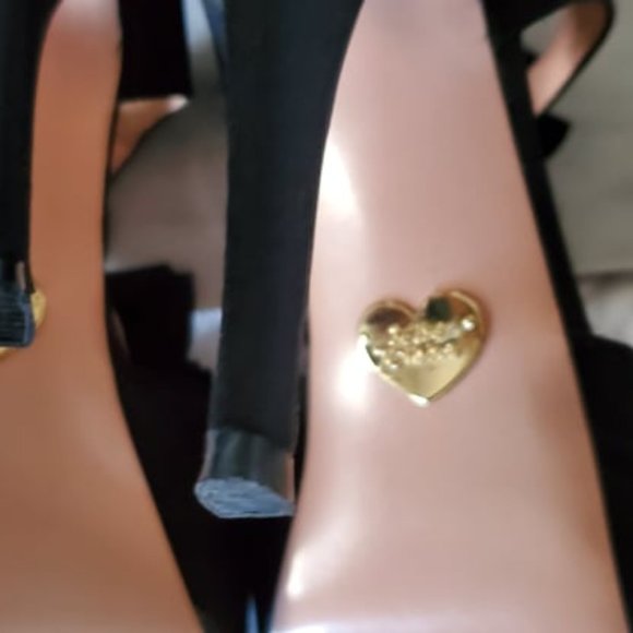 Betsey Johnson Iconnn Black Satin Platform Heels - Picture 10 of 11